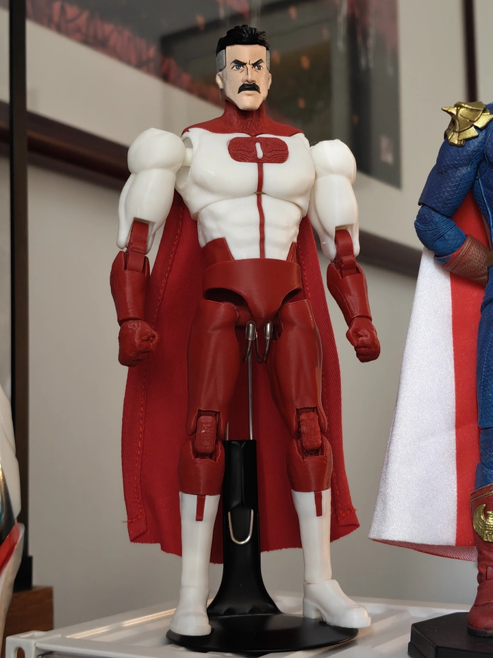 Omniman Invincible Multi Joint - Model Kit Ultron ulasan dan harga